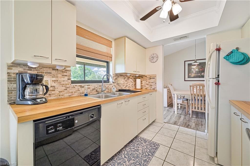 8366 Charter Club CIR 8-7