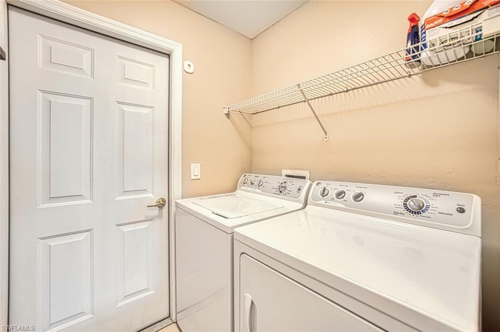 9919 Horse Creek RD-24