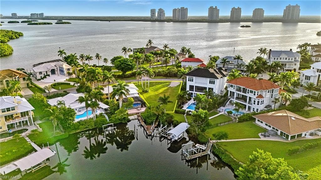 26815 McLaughlin BLVD-12