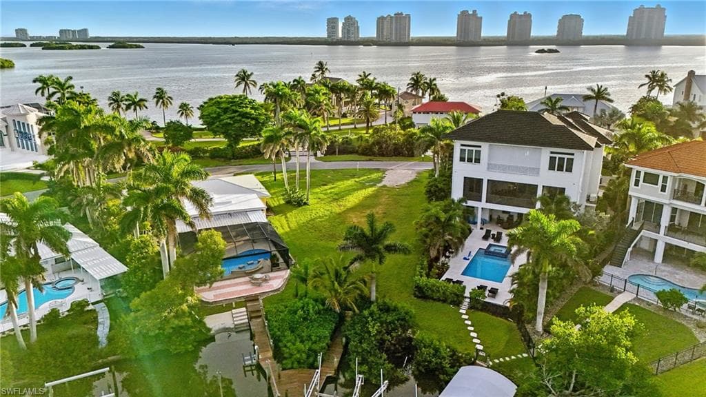 26815 McLaughlin BLVD-9