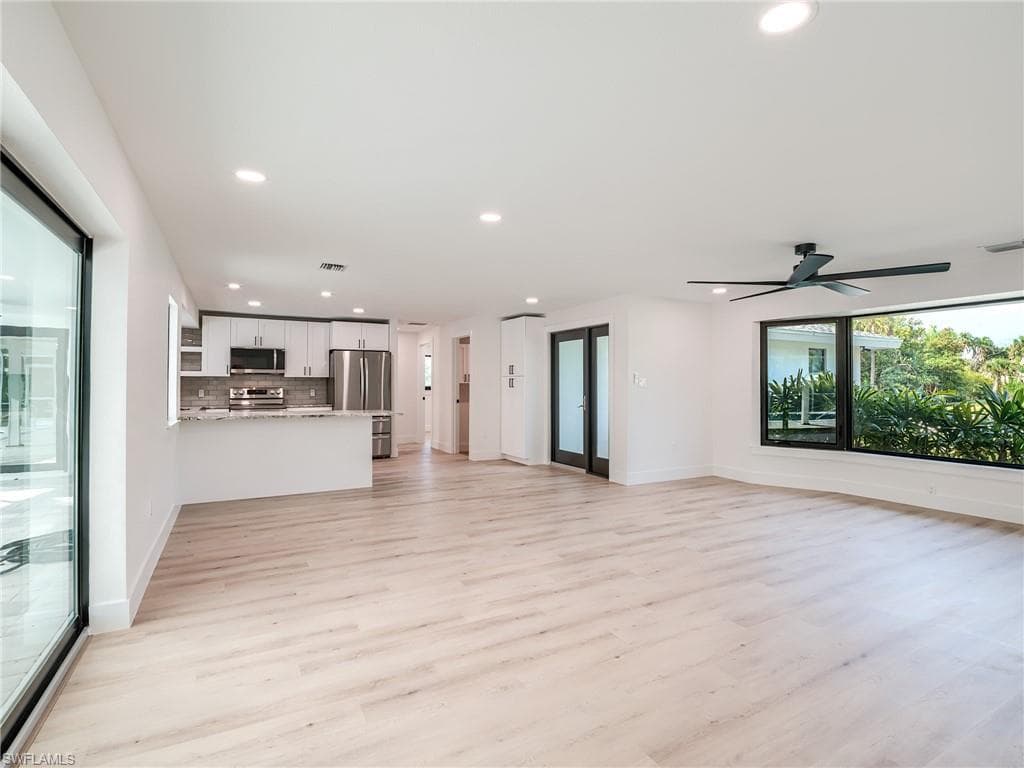 658 Donax ST-13