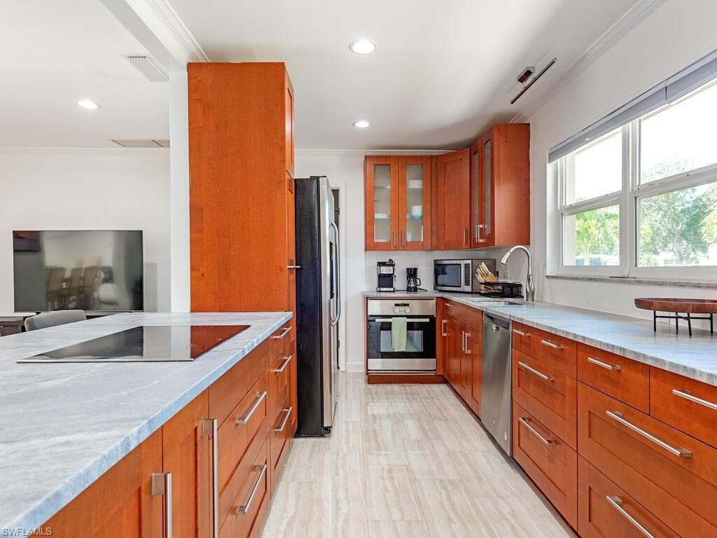 152 Coral Vine DR-6