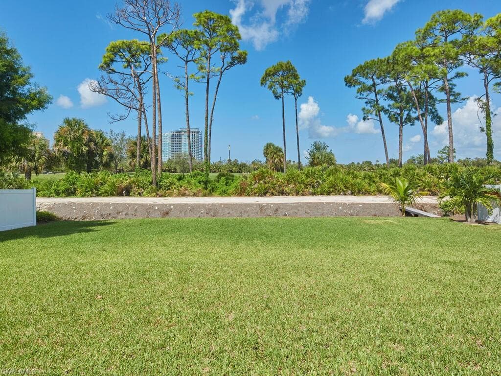 23240 El Dorado AVE-22
