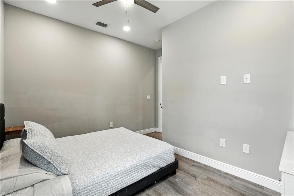 10140 Carolina ST-29