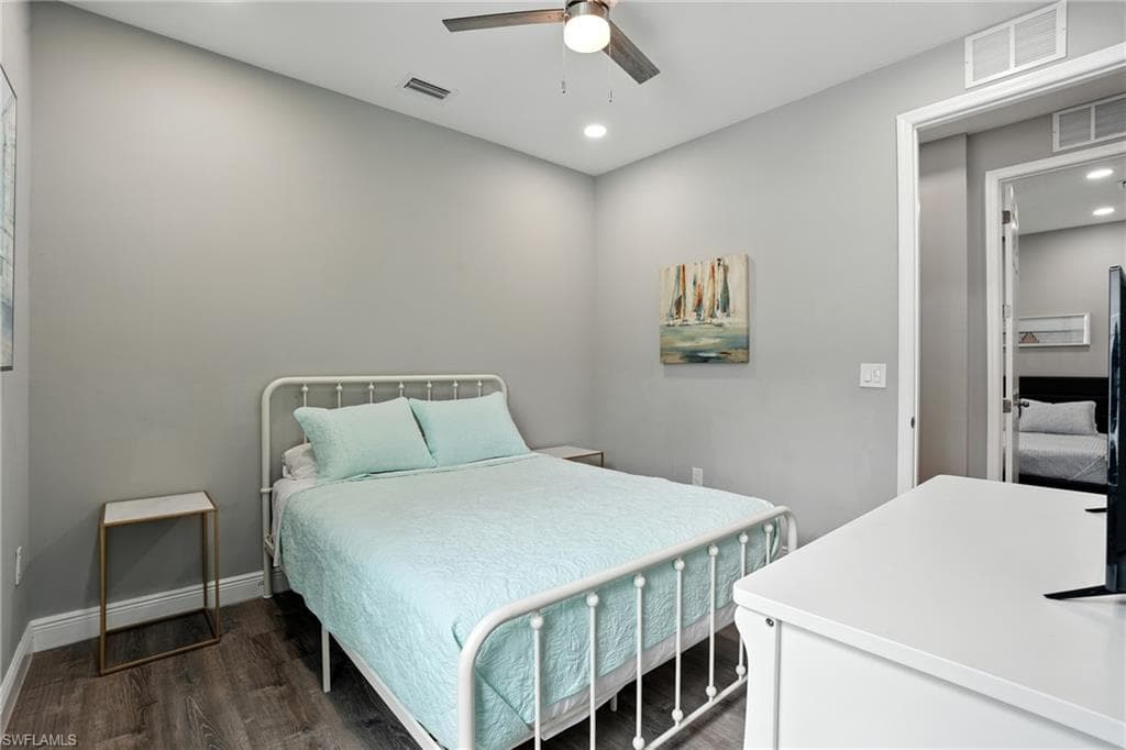 10140 Carolina ST-25