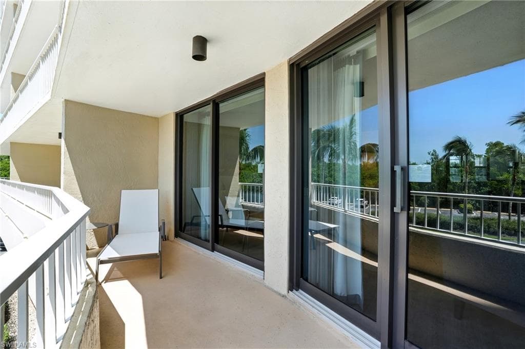 440 Seaview CT 201-26