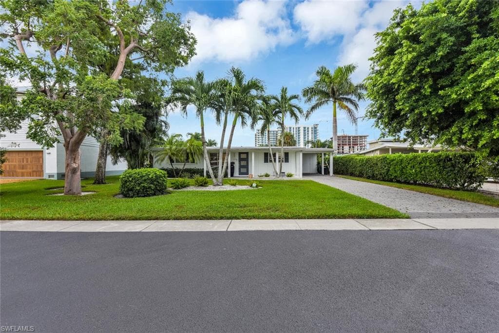 2048 Harbor LN-35