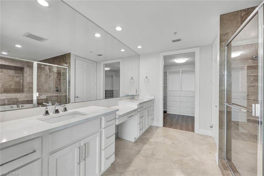 275 Indies WAY 1703-17