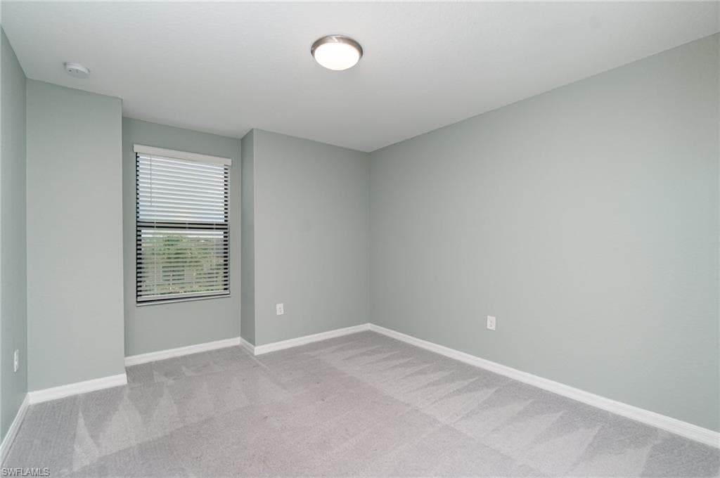 14626 Carva LN-33