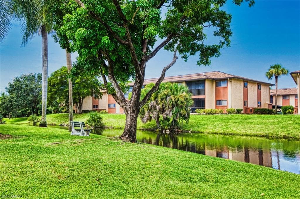 6494 Royal Woods DR 2-1