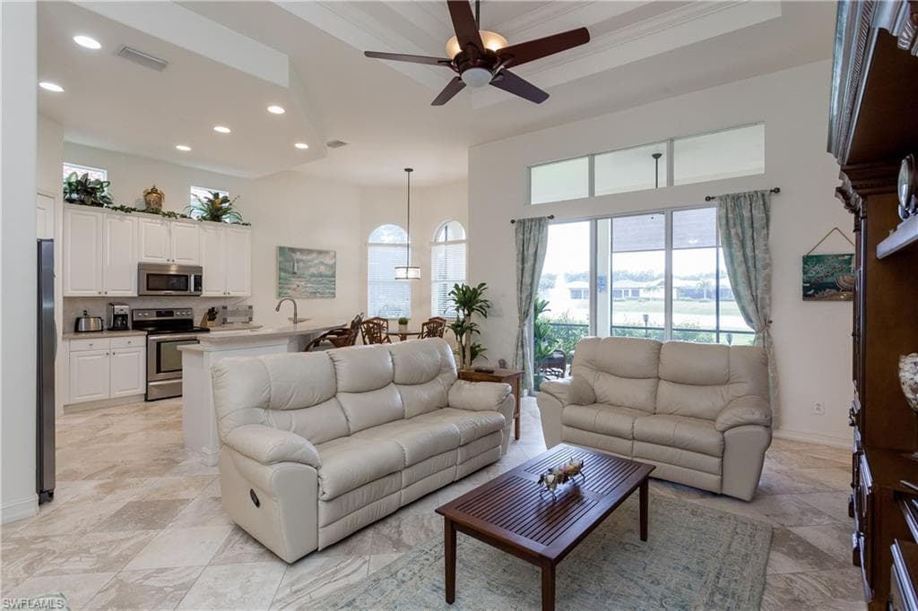 20092 Palermo Lake CT-6