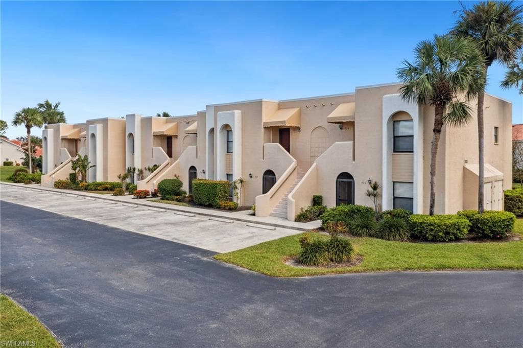 3327 Olympic DR 526-18