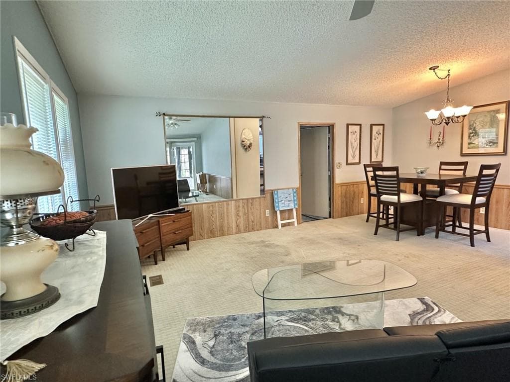 3165 Bunny Run DR-16