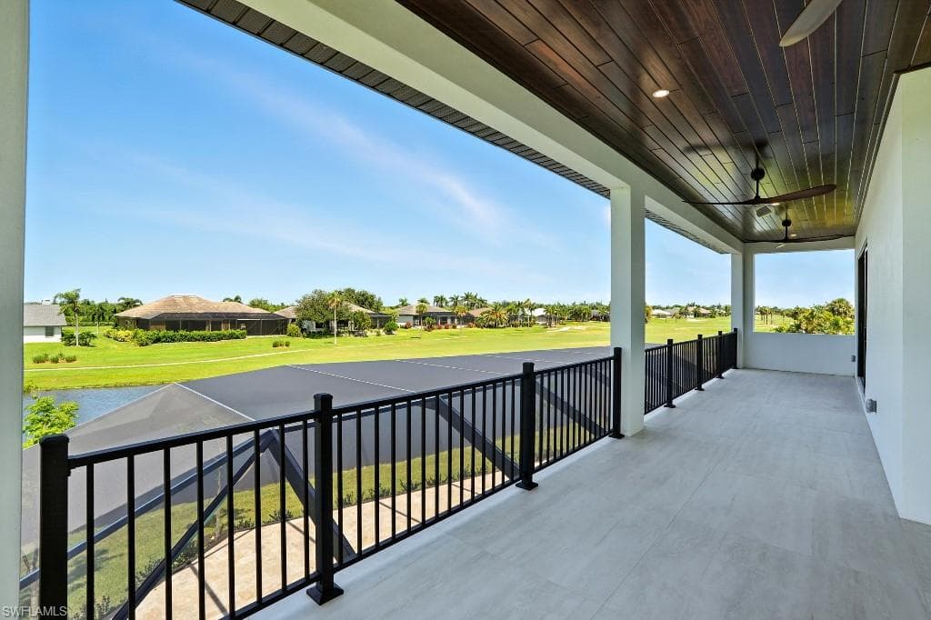 11853 Princess Grace CT-34