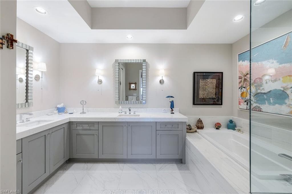 1135 3rd AVE S 319-8