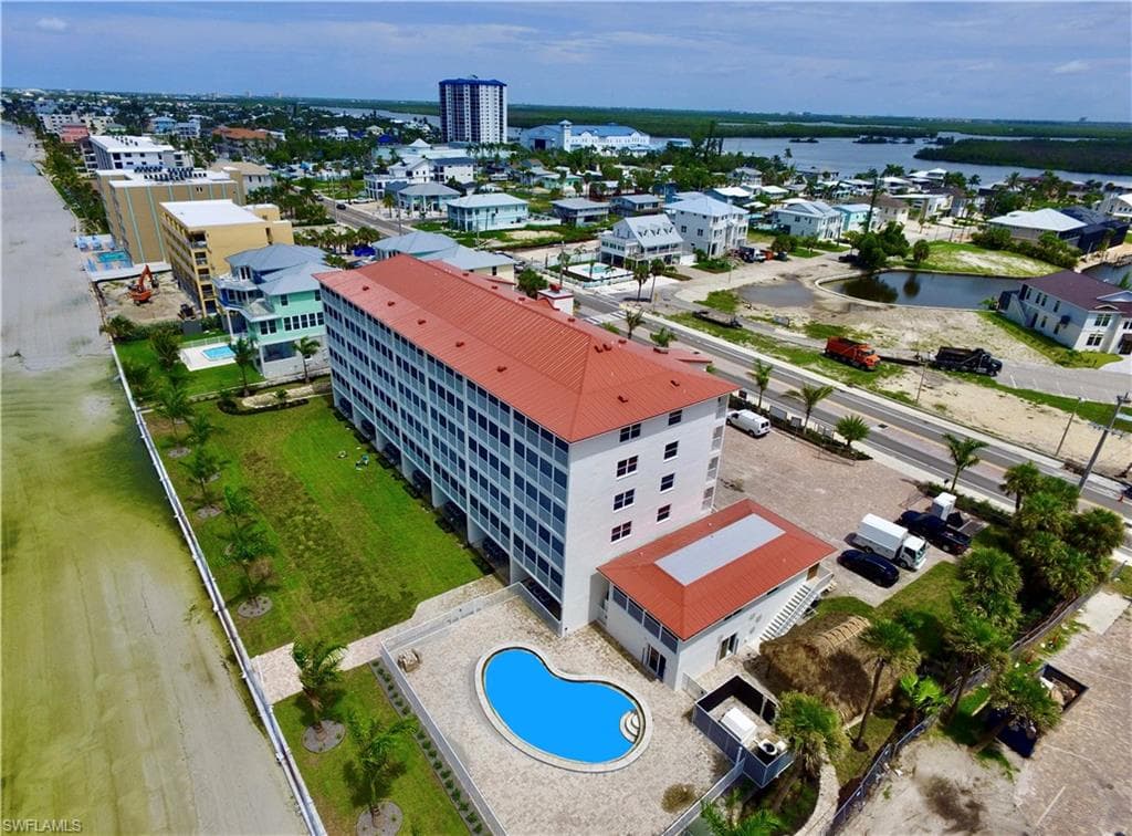 5000 Estero BLVD 203-1