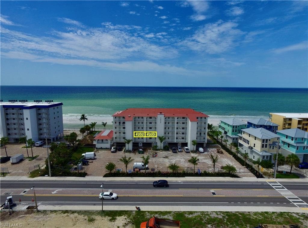 5000 Estero BLVD 203-5