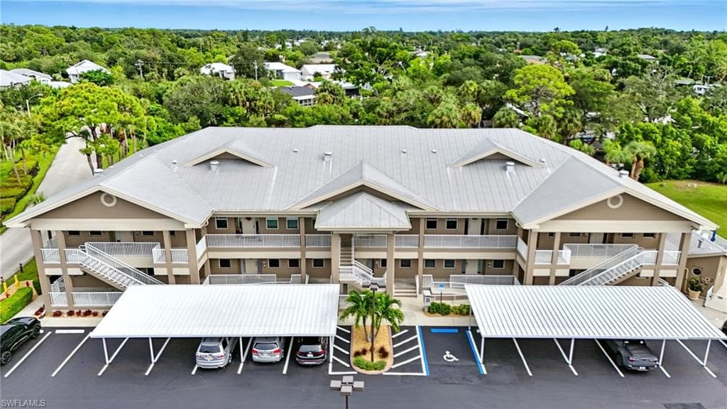 15256 Riverbend BLVD 105-6