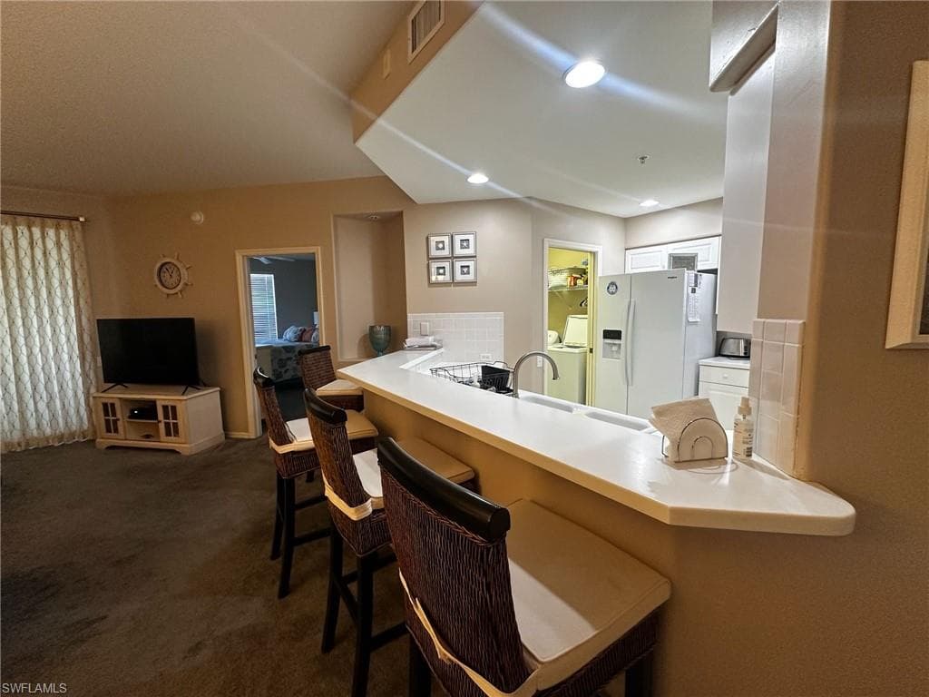 17020 Willowcrest WAY 203-12