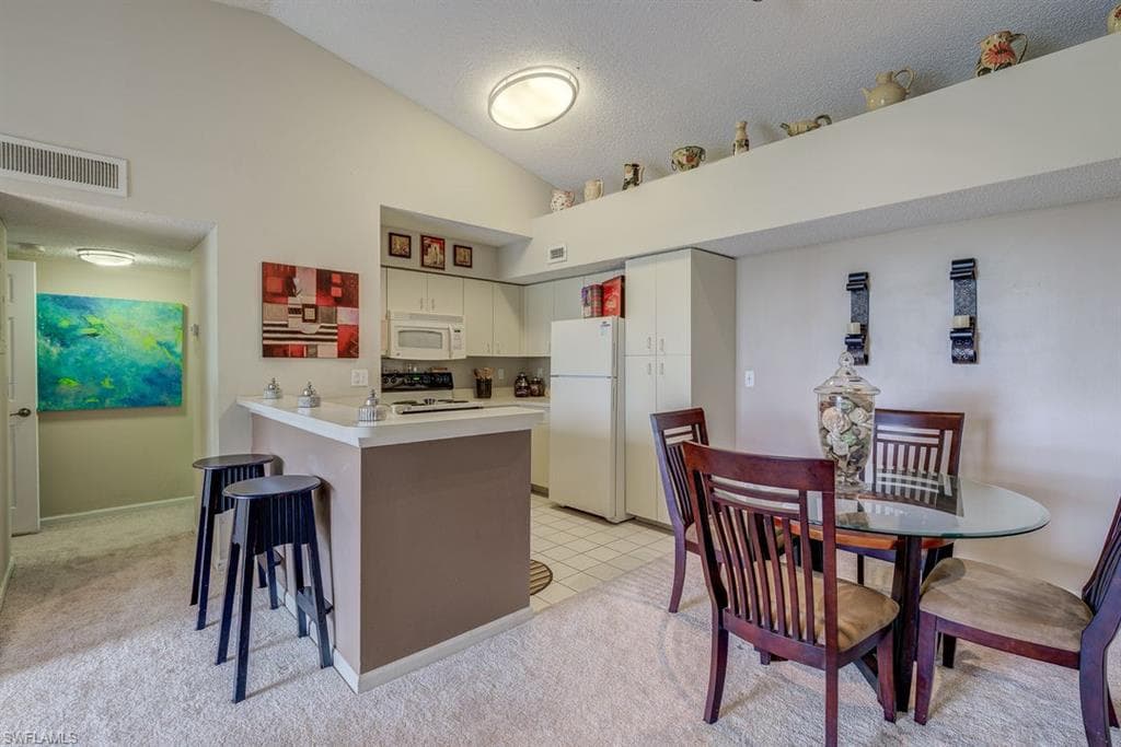 13545 Eagle Ridge DR 827-8