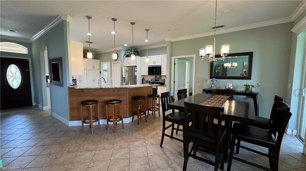 13672 Troia DR-6