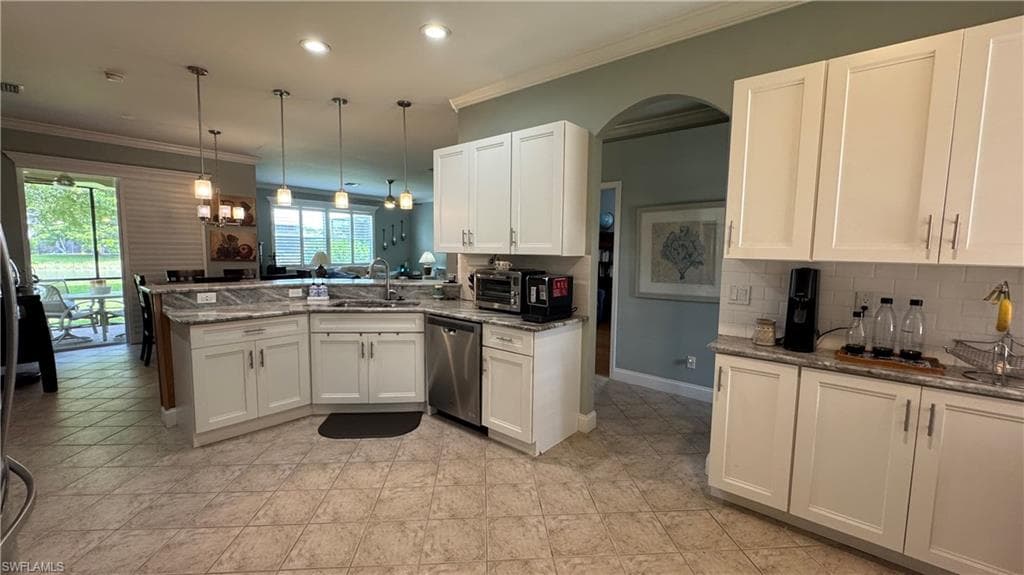 13672 Troia DR-8