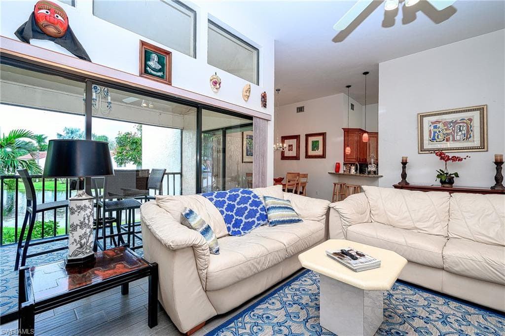 559 Beachwalk CIR U204-7