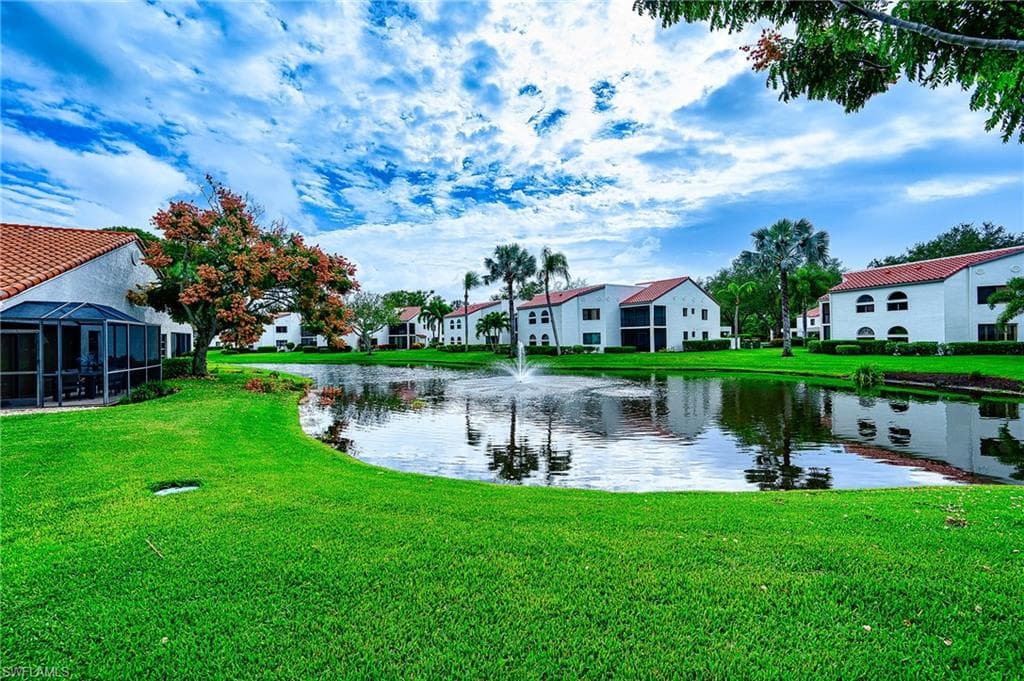 559 Beachwalk CIR U204-25