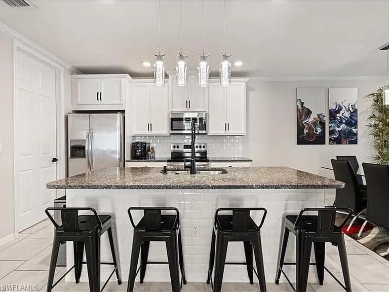 14672 Edgewater CIR-7
