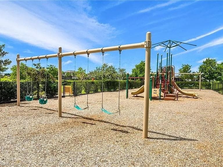 14672 Edgewater CIR-30