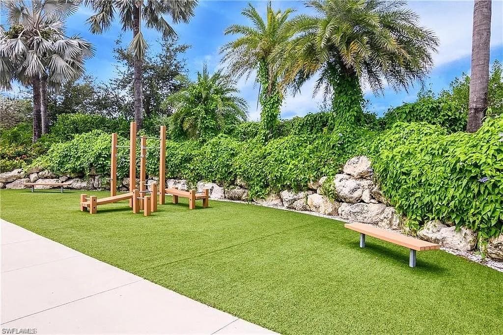 14672 Edgewater CIR-34