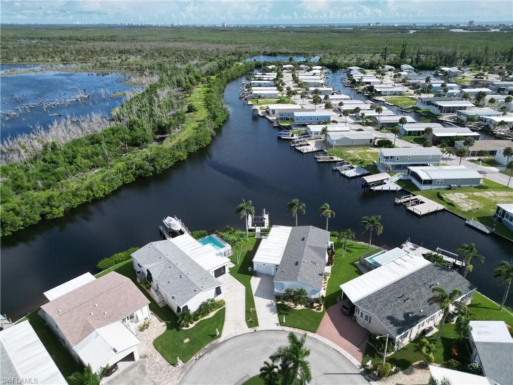 17741 Canal Cove CT-11