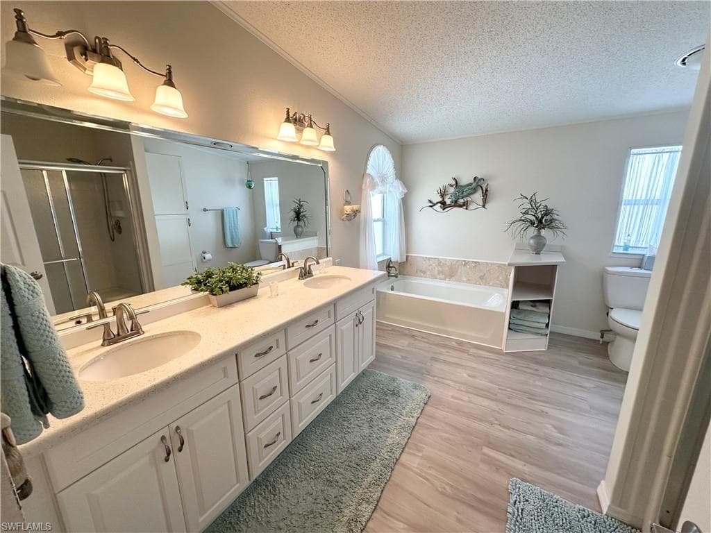 17741 Canal Cove CT-21