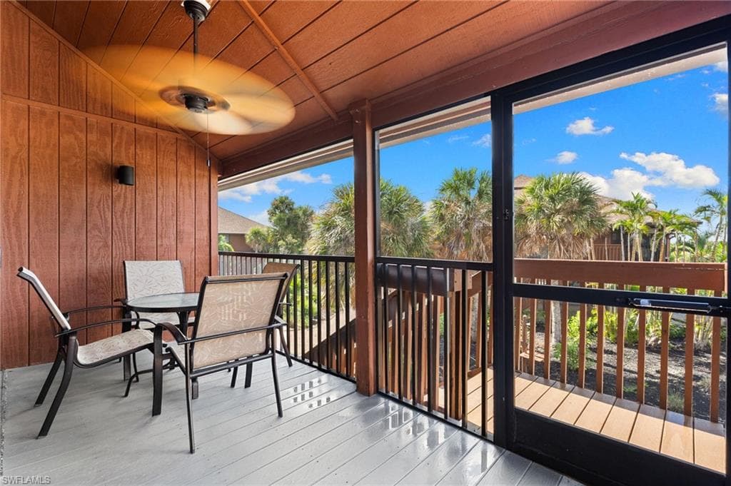 1811 Olde Middle Gulf DR 14-27