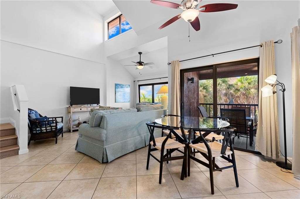 1811 Olde Middle Gulf DR 14-13