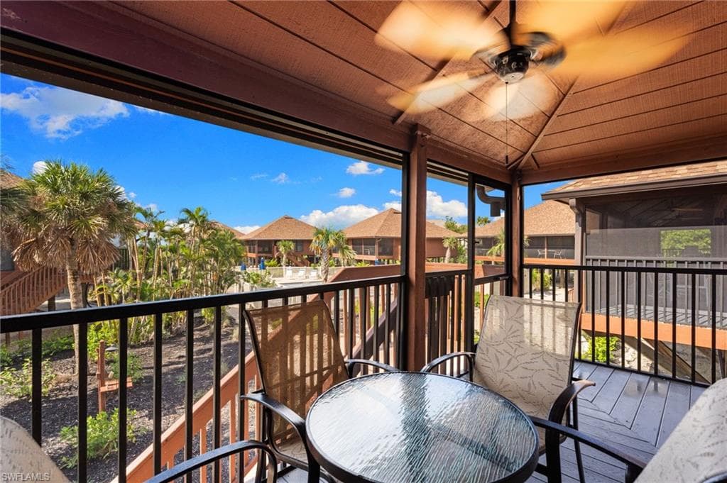 1811 Olde Middle Gulf DR 14-29