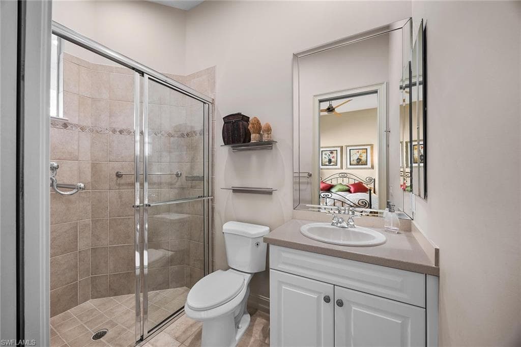 4252 Sanctuary WAY-23