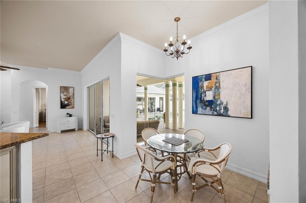 4252 Sanctuary WAY-16