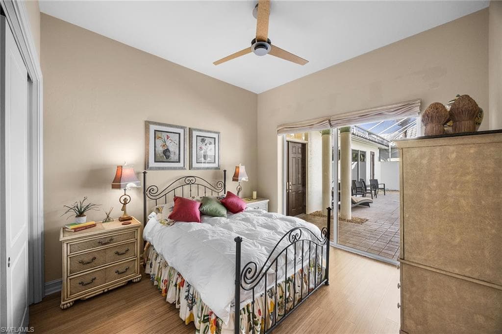 4252 Sanctuary WAY-22