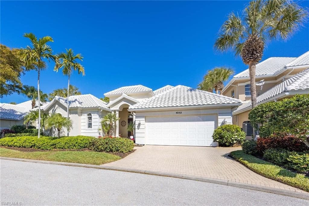 4252 Sanctuary WAY-1