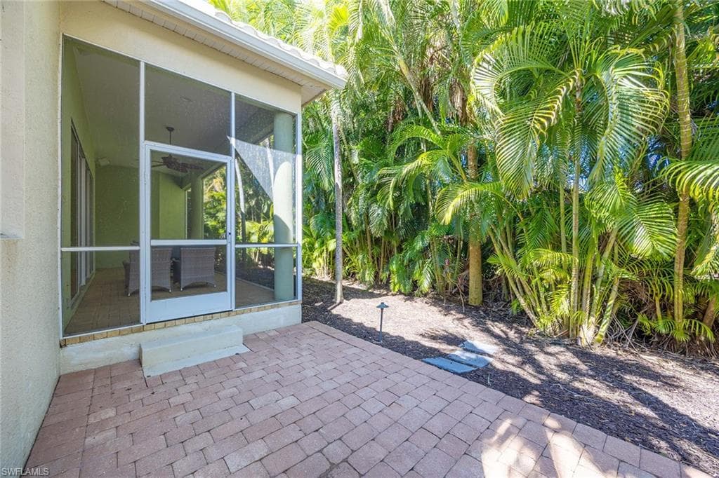 4252 Sanctuary WAY-28
