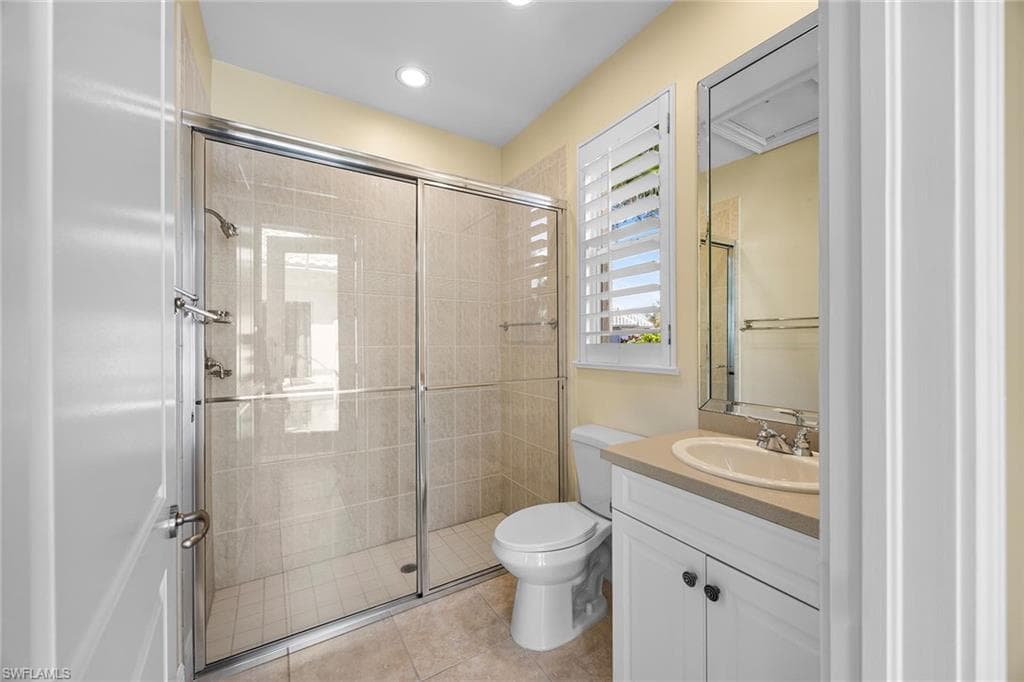 4252 Sanctuary WAY-31