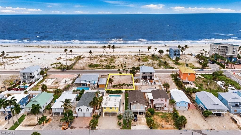 5551 Estero BLVD-14