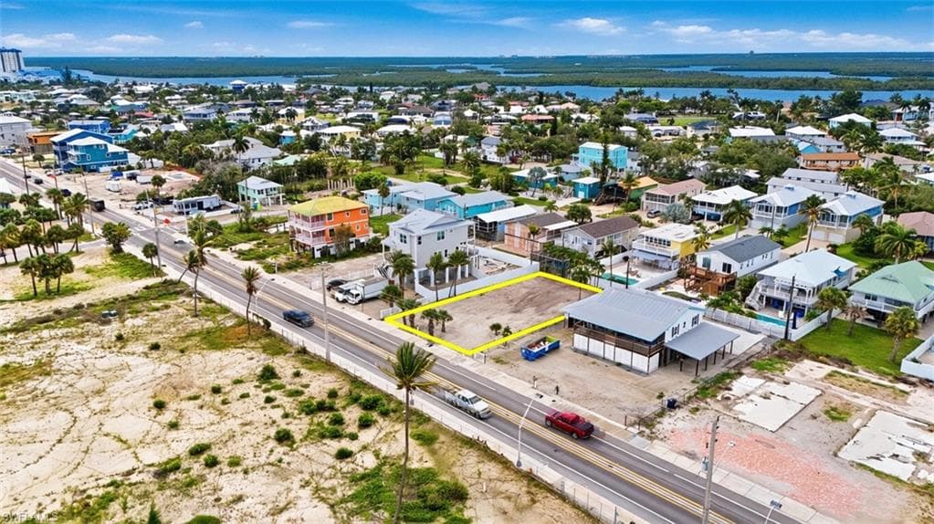 5551 Estero BLVD-11