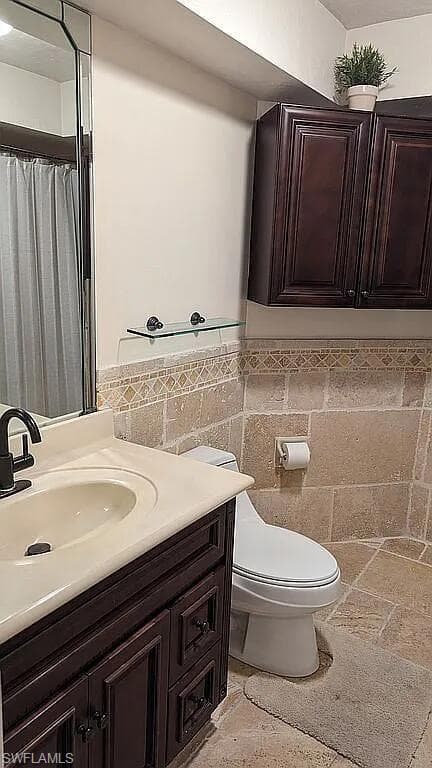 1800 Woodbine CT-32
