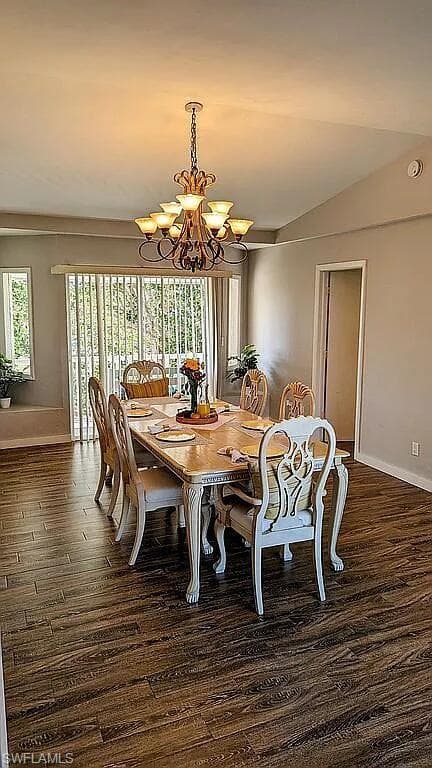 1800 Woodbine CT-24