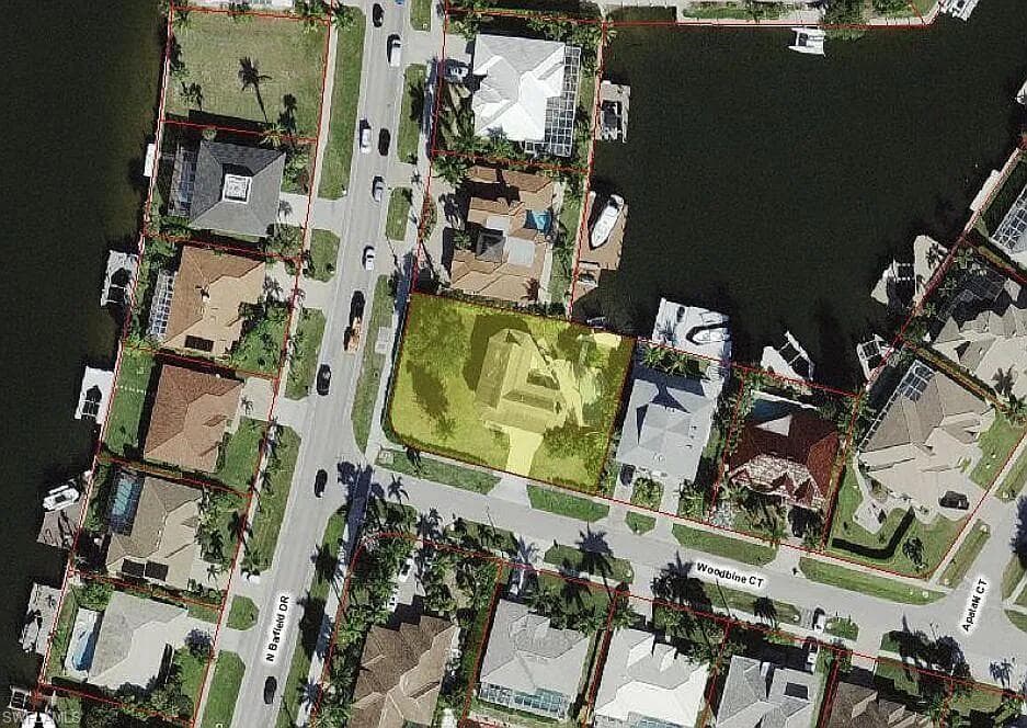 1800 Woodbine CT-37
