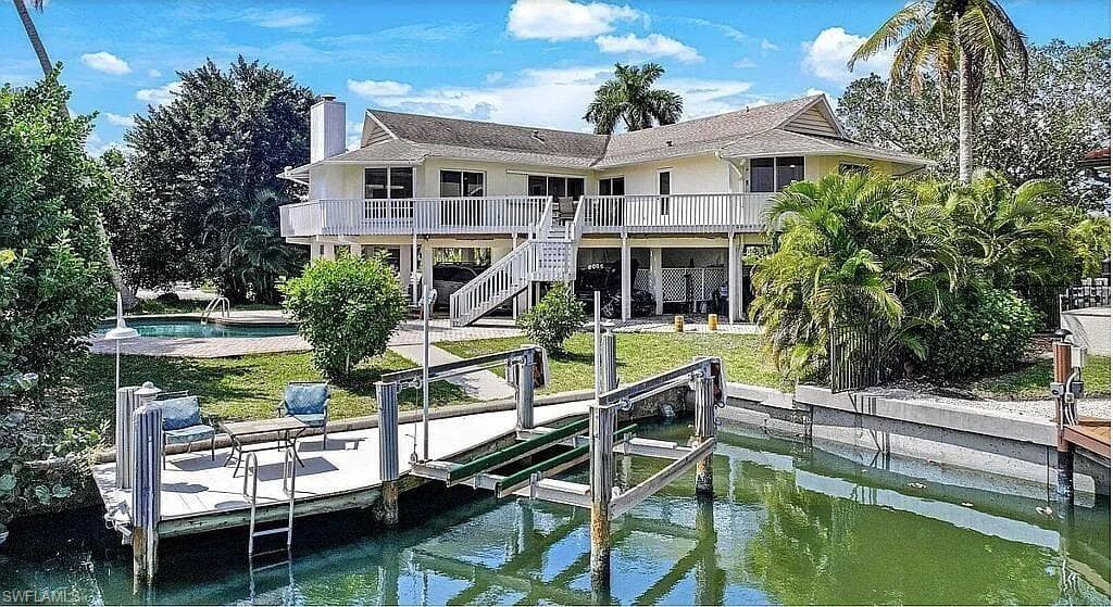 1800 Woodbine CT-35