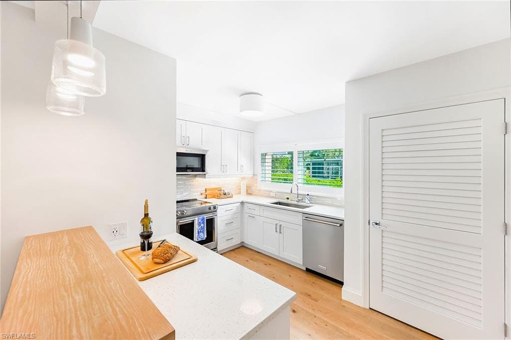 1334 Crayton RD 1-8