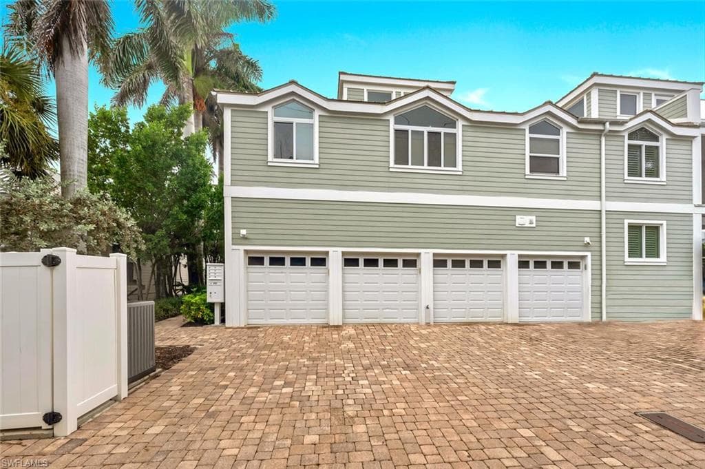 180 6th AVE S 3-42